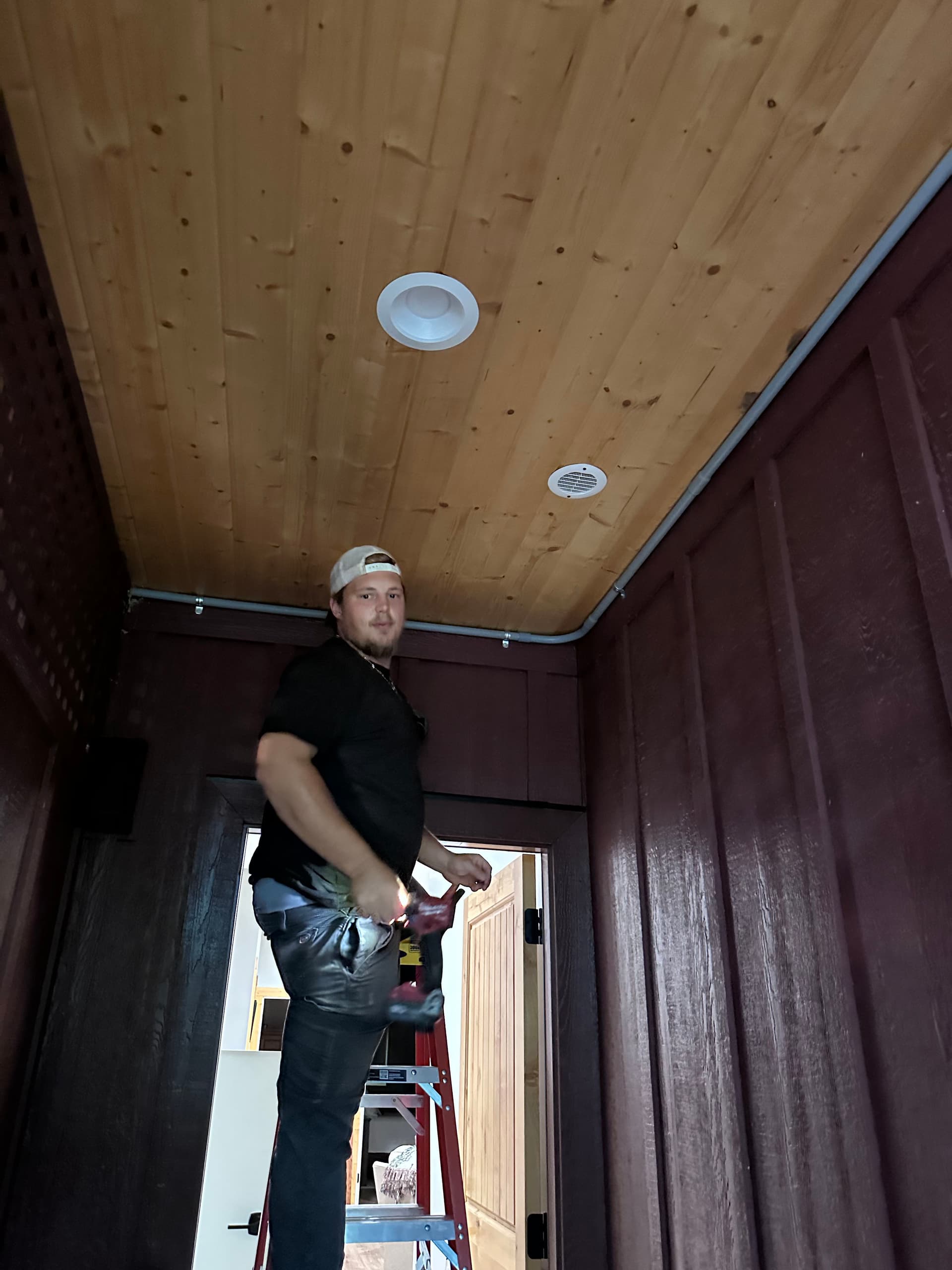 Gallery photos for Boat Dock Wiring at Lake Tahoma Done the Right Way: Image #3